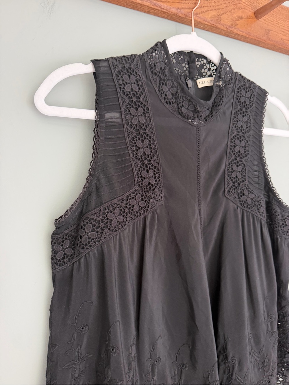 Ulla Johnson "Litsa" 100% Silk Lace High Neck Black Raven Sleeveless Top Blouse - Picture 4 of 17